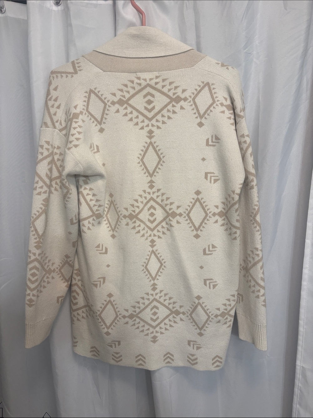 Light Cream & Tan Aztec-Pattern Open Cardigan by - Picture 5 of 6